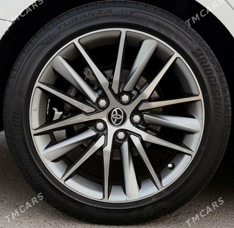 Toyota Camry 2018 - 390 000 TMT - Aşgabat - img 10