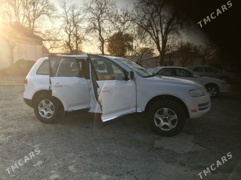 Volkswagen Touareg 2005 - 130 000 TMT - Änew - img 2