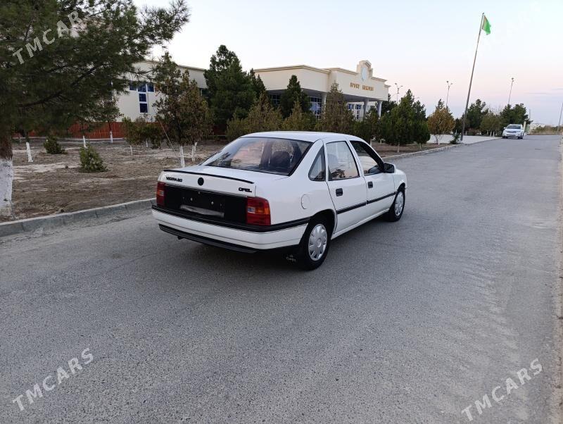 Opel Vectra 1991 - 35 000 TMT - Bäherden - img 2