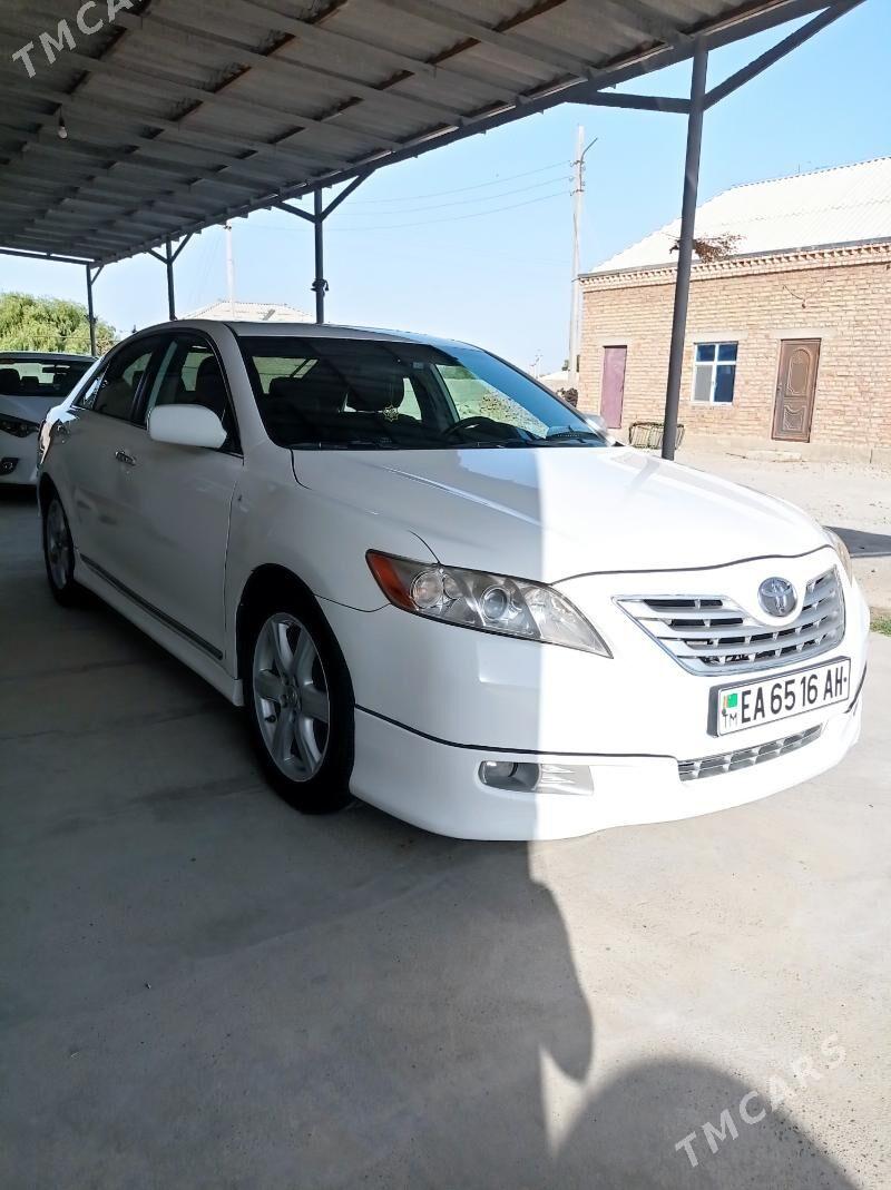 Toyota Camry 2008 - 190 000 TMT - Bäherden - img 4