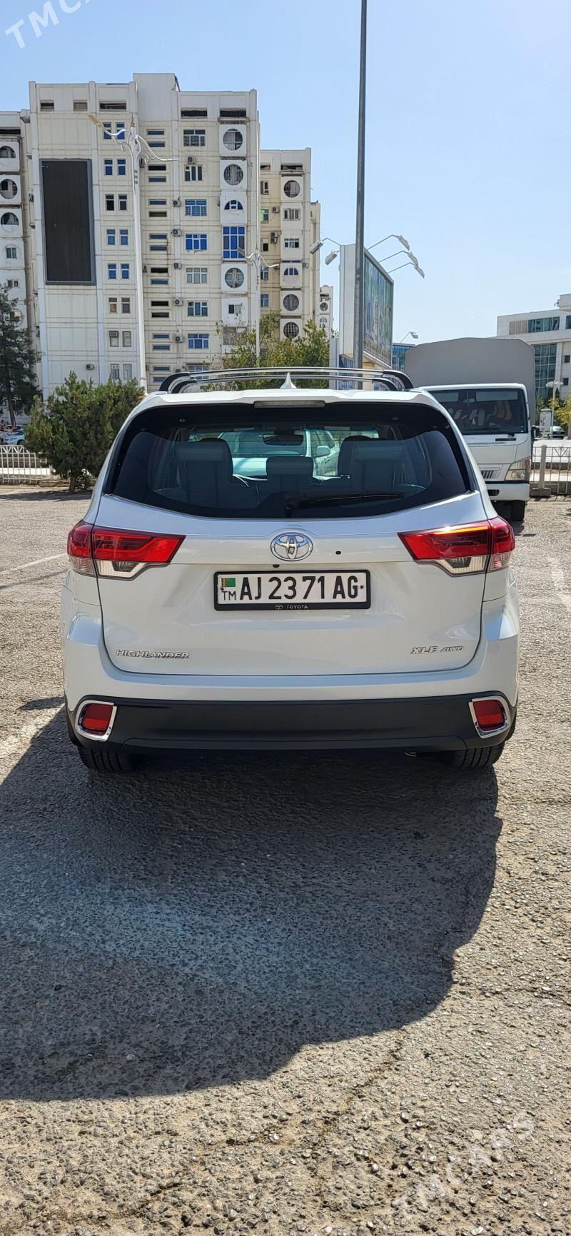 Toyota Highlander 2018 - 385 000 TMT - Ашхабад - img 10