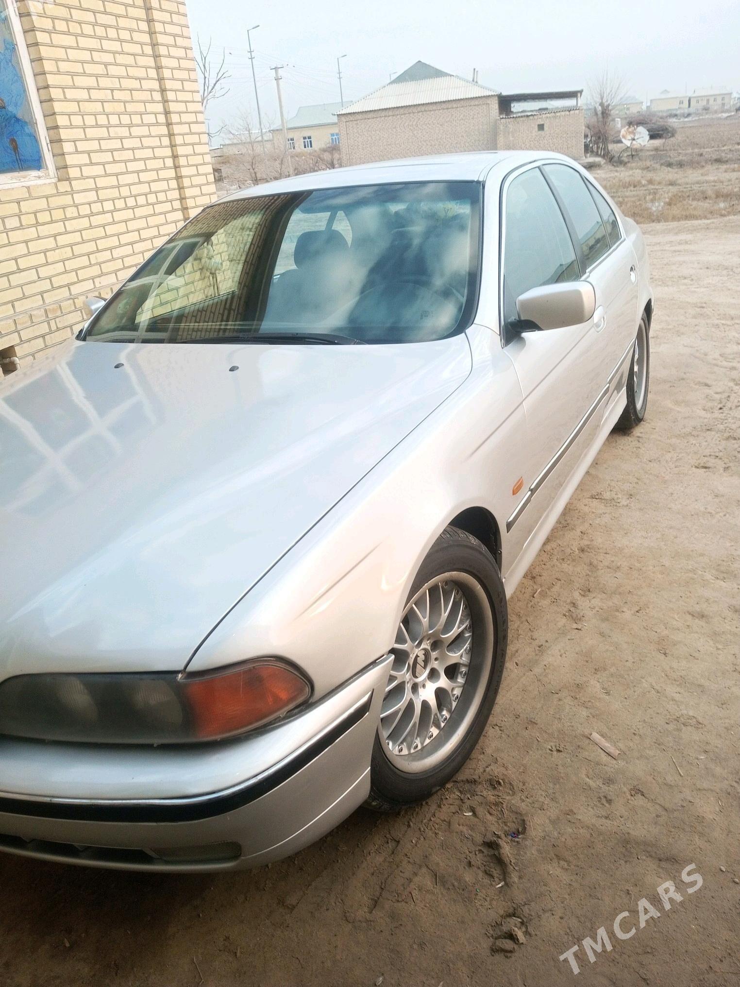 BMW 528 1999 - 70 000 TMT - Wekilbazar - img 2
