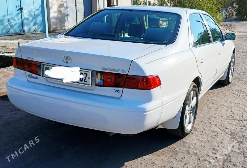 Toyota Camry 2000 - 149 000 TMT - Дашогуз - img 4