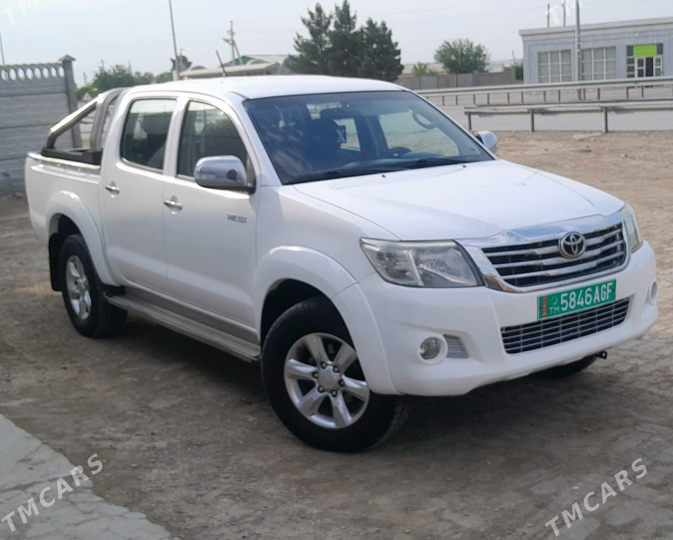 Toyota Hilux 2015 - 320 000 TMT - Mary - img 3