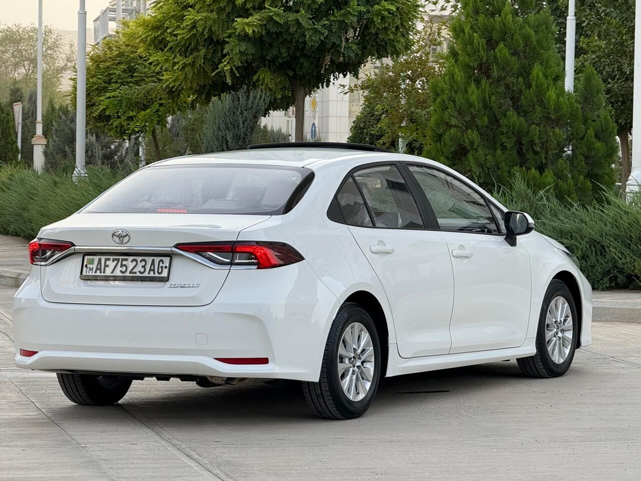 Toyota Corolla 2022 - 305 000 TMT - Aşgabat - img 4