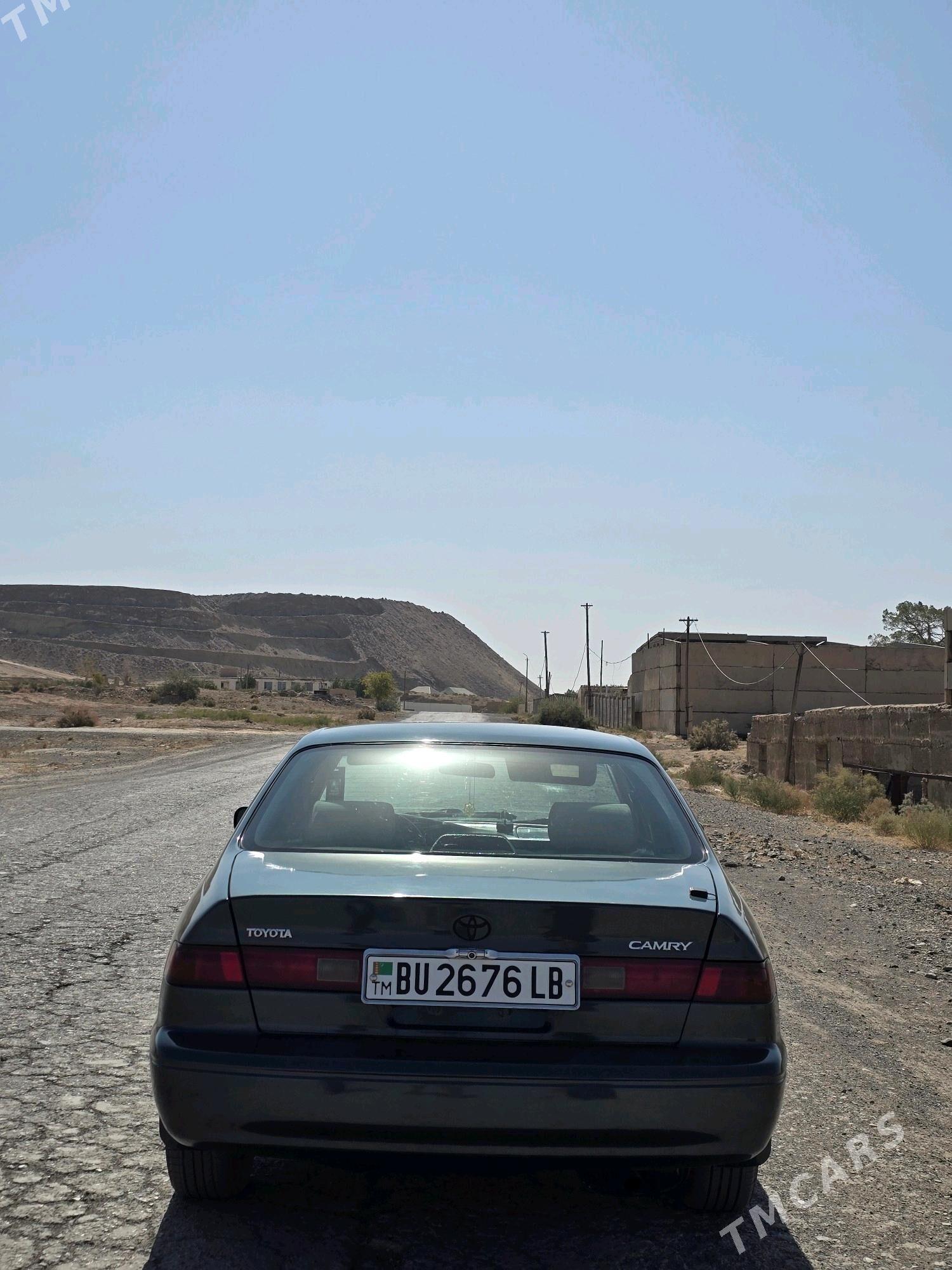 Toyota Camry 1998 - 130 000 TMT - Magdanly - img 6