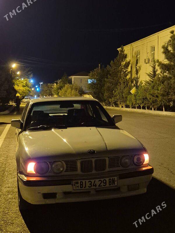 BMW 535 1992 - 42 000 TMT - Туркменбаши - img 2
