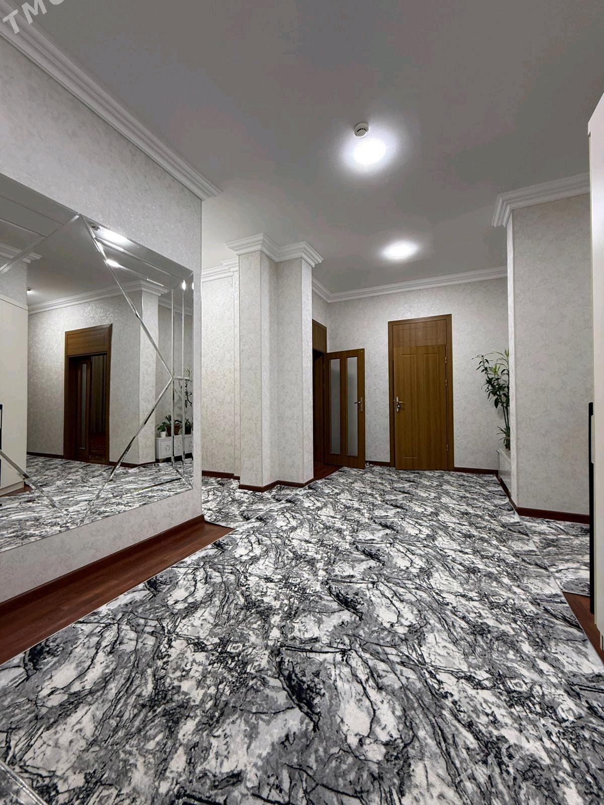 PODWOYSKIY ELITKA 3 KOM 160m2 - ул. Подвойского (Битарап Туркменистан шаёлы) - img 2