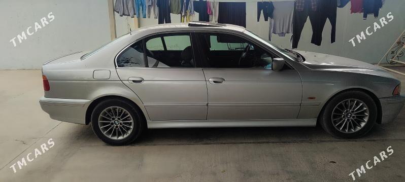 BMW E39 2001 - 130 000 TMT - Gyzylarbat - img 4