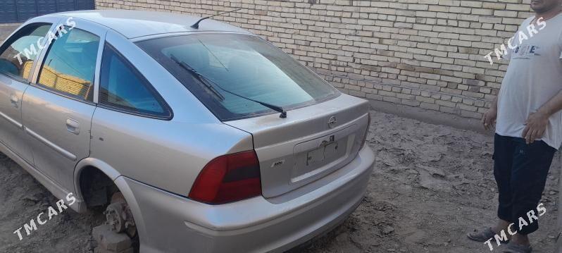 Opel Vectra 1999 - 52 000 TMT - Гороглы (Тагта) - img 2