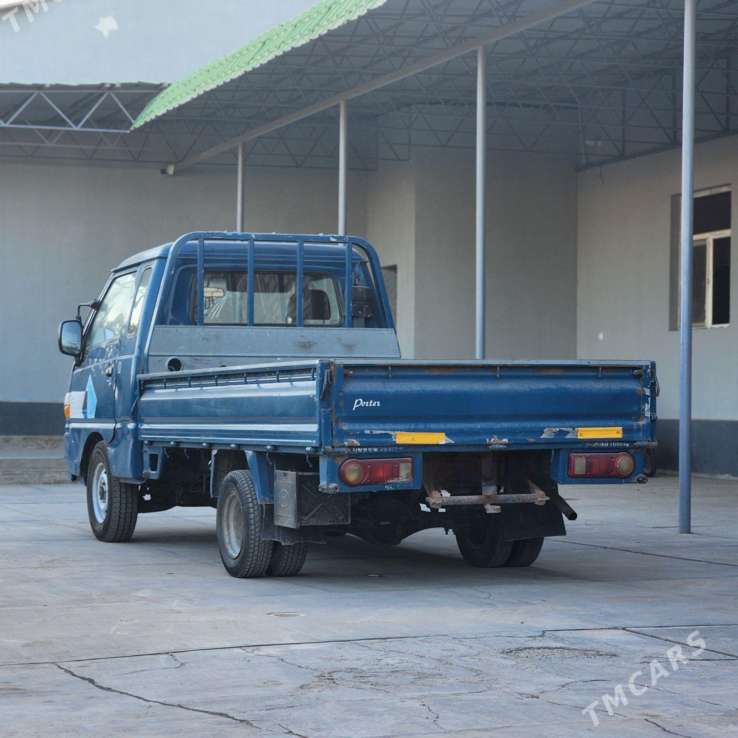 Kia Bongo 2003 - 118 000 TMT - Дашогуз - img 5