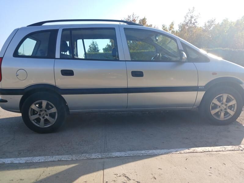 Opel Zafira 2001 - 90 000 TMT - Дашогуз - img 4