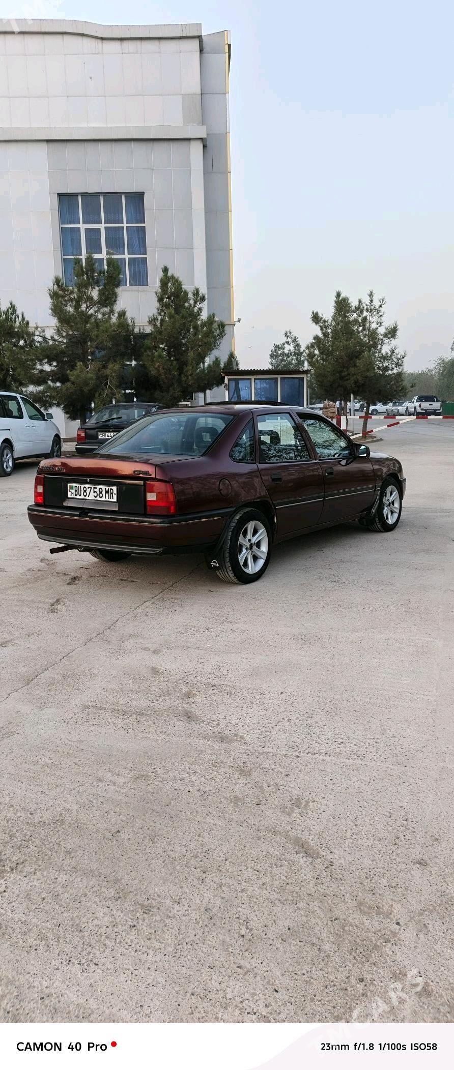 Opel Vectra 1992 - 29 000 TMT - Мары - img 2