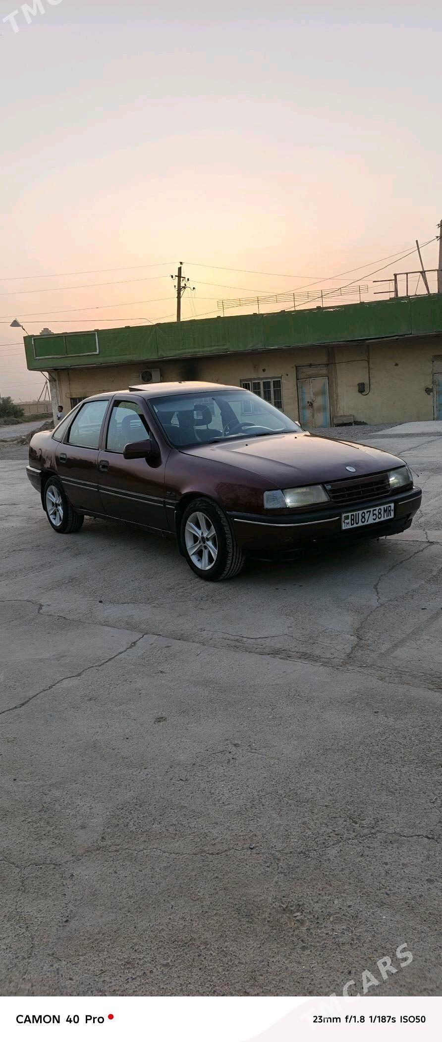 Opel Vectra 1992 - 29 000 TMT - Мары - img 3