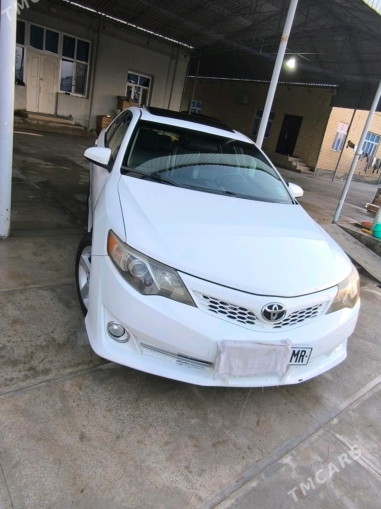 Toyota Camry 2012 - 245 000 TMT - Türkmengala - img 2