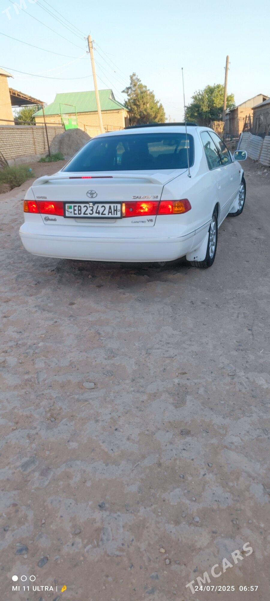Toyota Camry 2001 - 220 000 TMT - Babadaýhan - img 2