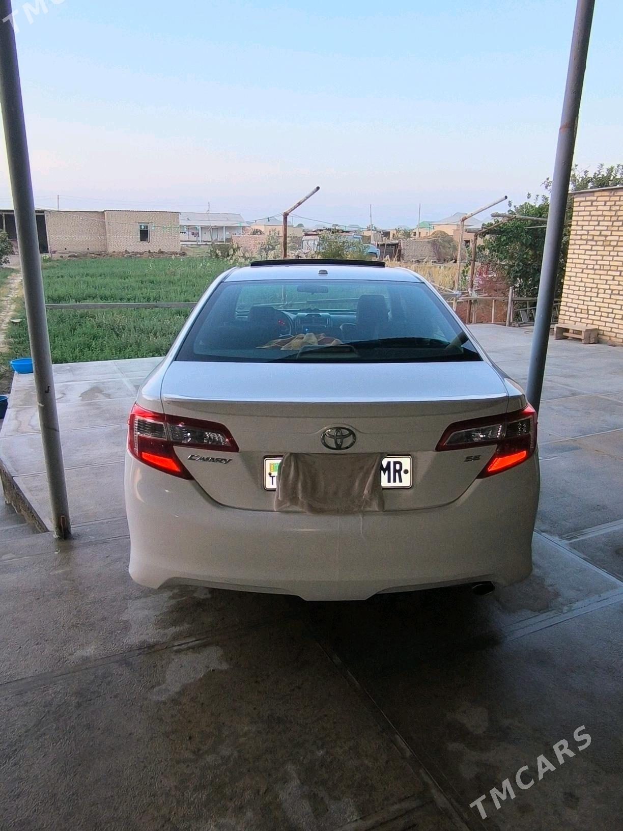 Toyota Camry 2012 - 245 000 TMT - Türkmengala - img 4