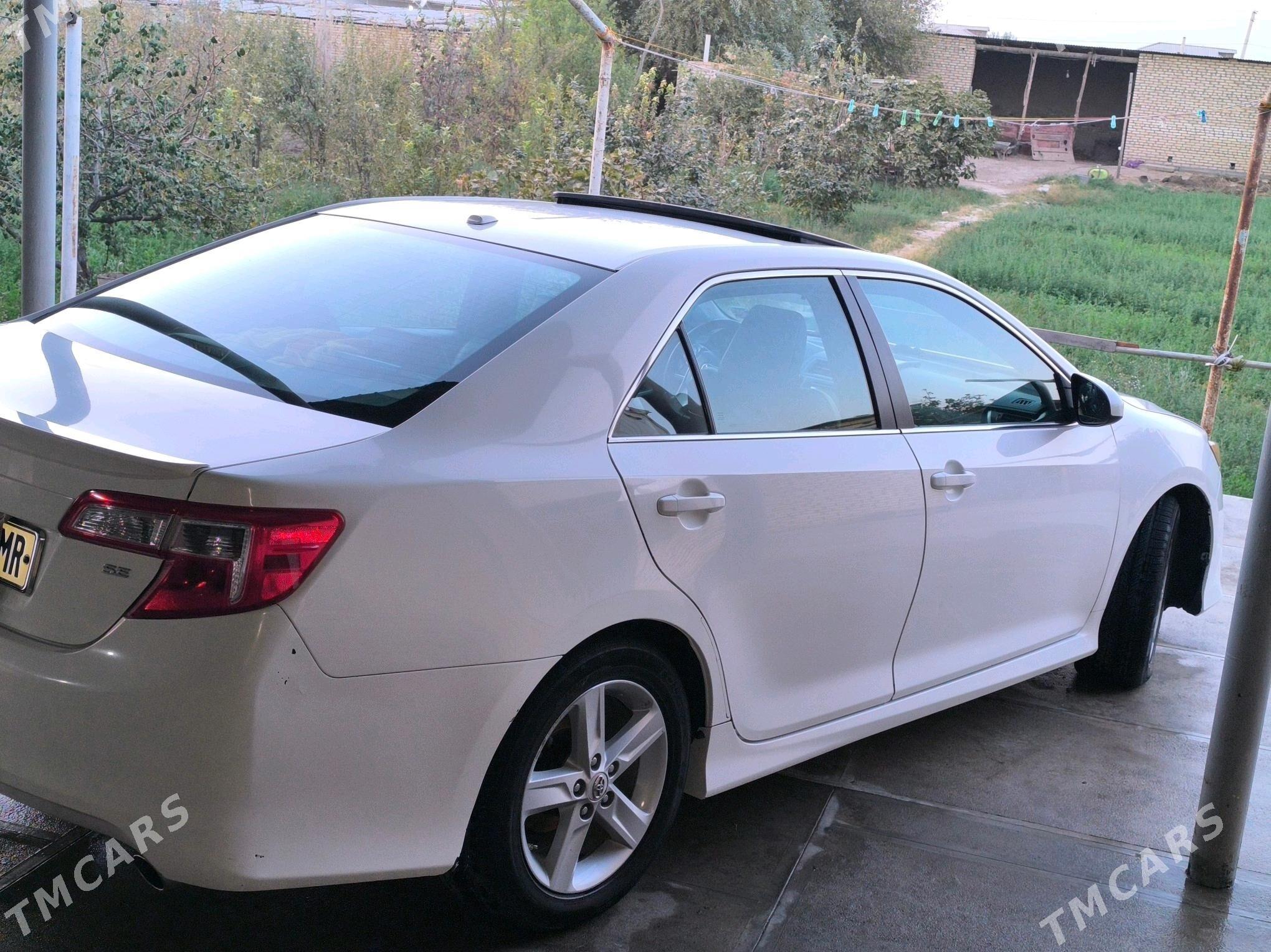 Toyota Camry 2012 - 245 000 TMT - Türkmengala - img 8