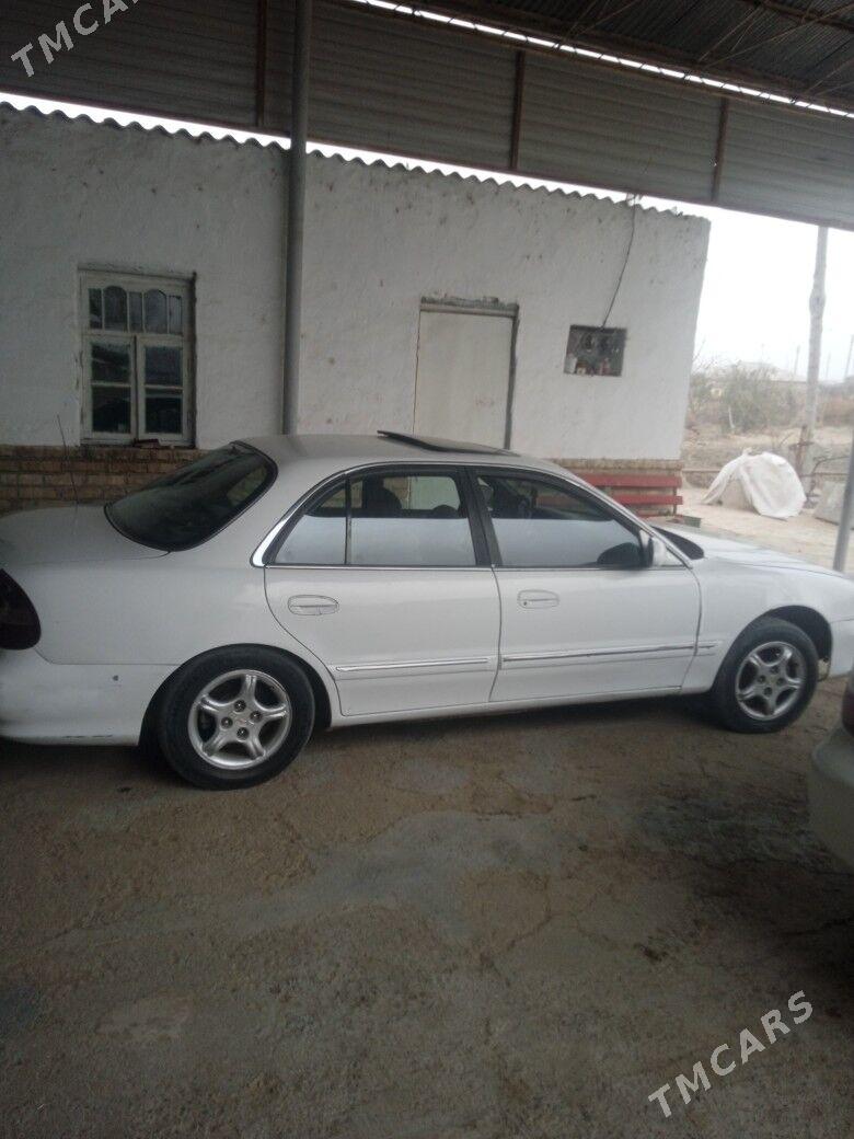 Hyundai Sonata 1999 - 31 000 TMT - Мары - img 3