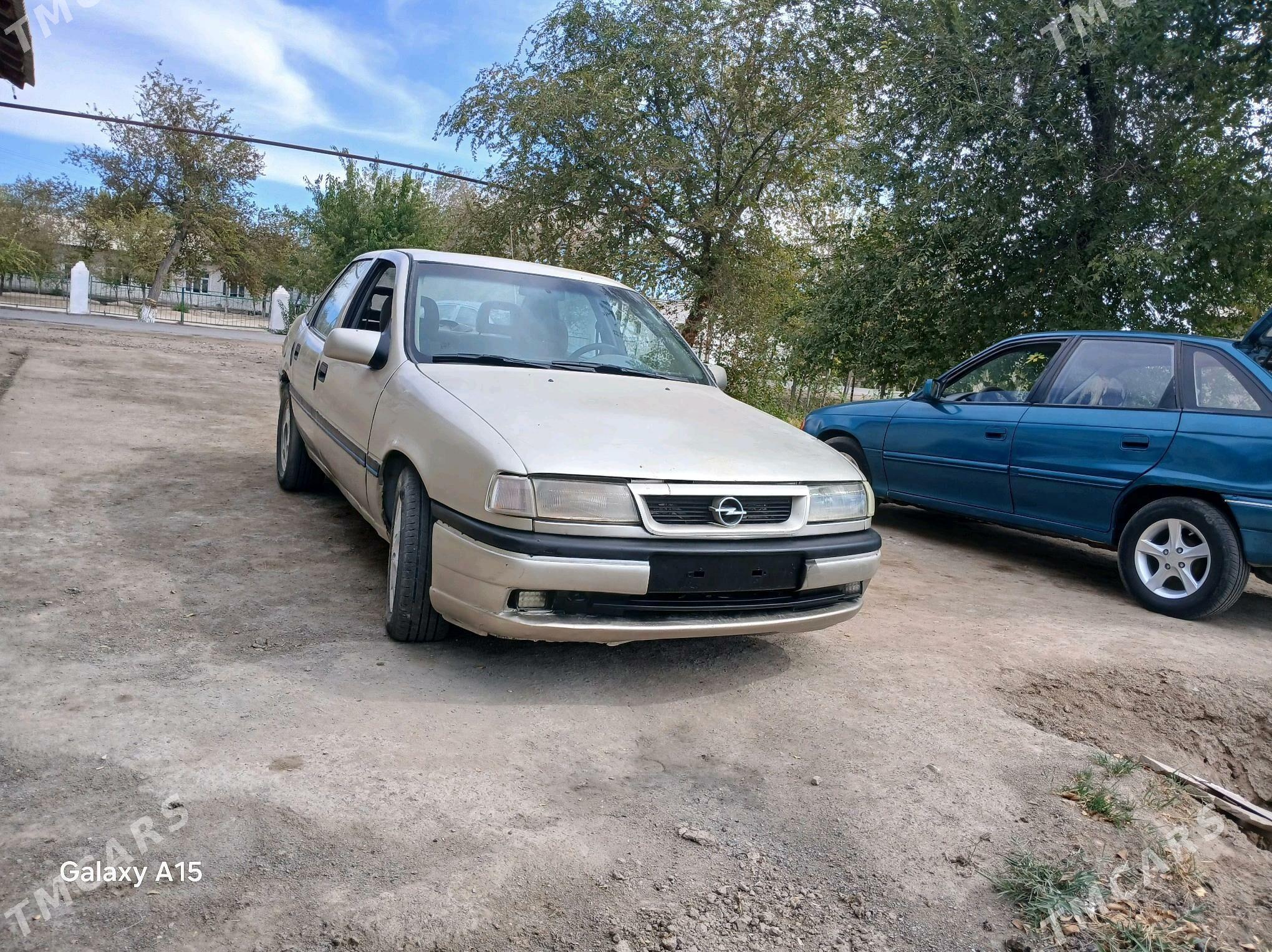 Opel Vectra 1994 - 36 000 TMT - Губадаг - img 4