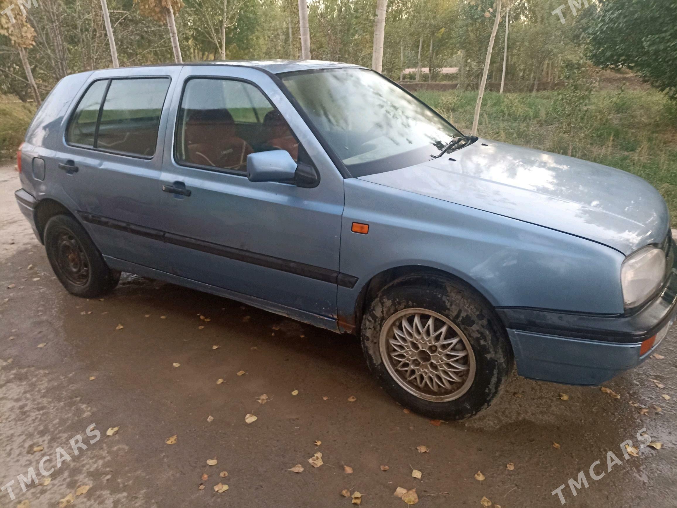 Volkswagen Golf 1993 - 13 000 TMT - Губадаг - img 4