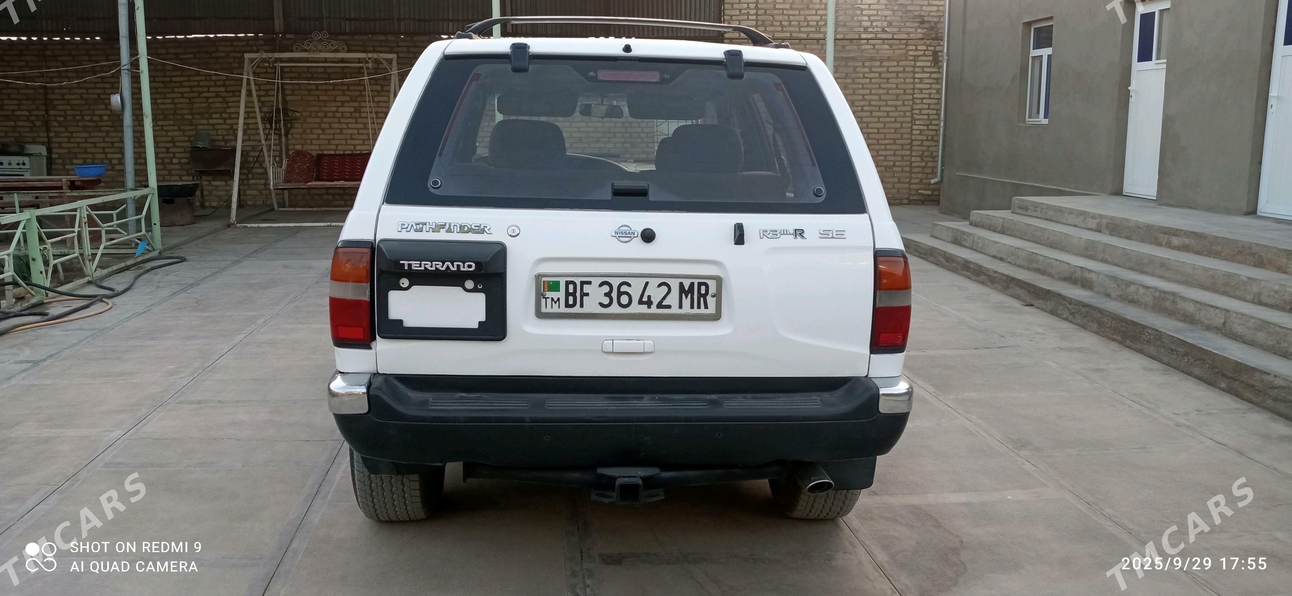 Nissan Pathfinder 1997 - 60 000 TMT - Mary - img 3
