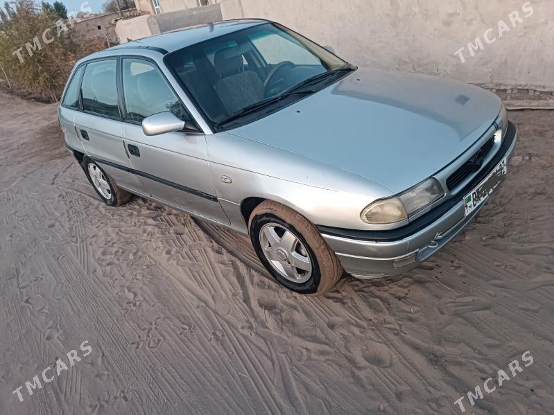Opel Astra 1995 - 45 000 TMT - Gubadag - img 3