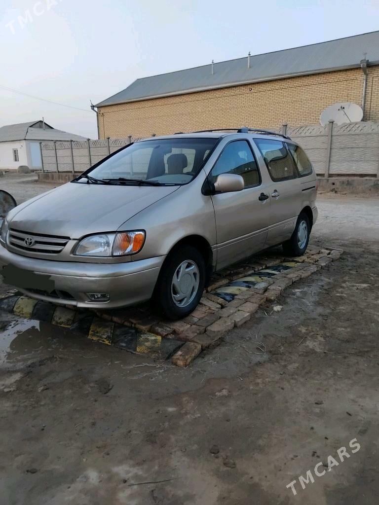 Toyota Sienna 2003 - 155 000 TMT - Сакарчага - img 5