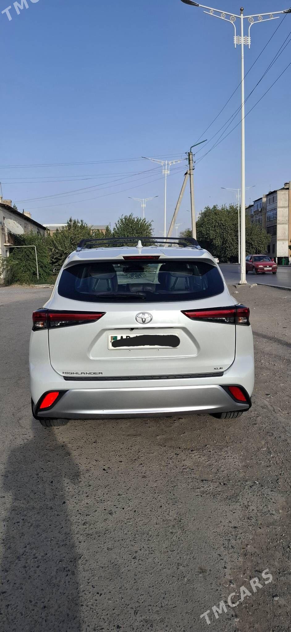Toyota Highlander 2022 - 600 000 TMT - Türkmenabat - img 2