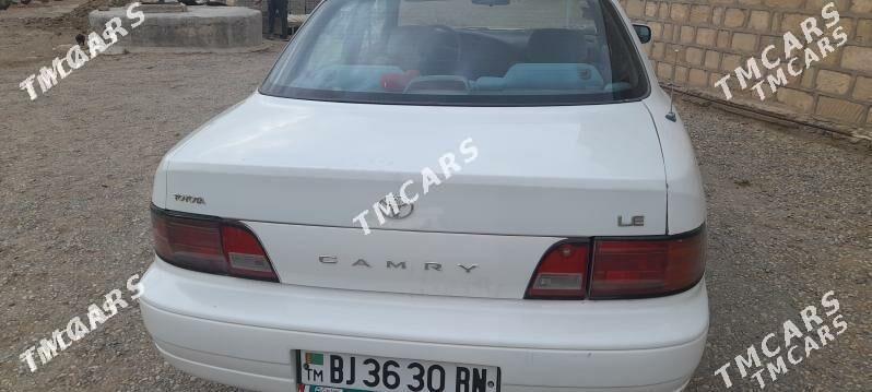 Toyota Camry 1993 - 98 000 TMT - Гызыларбат - img 3