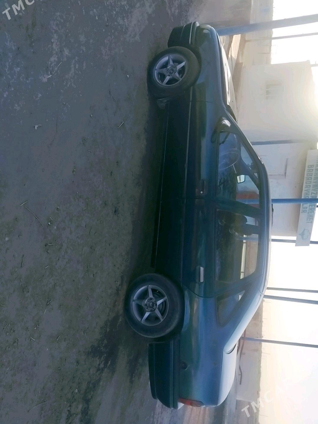 Opel Vectra 1994 - 35 000 TMT - Гурбансолтан Едже - img 4