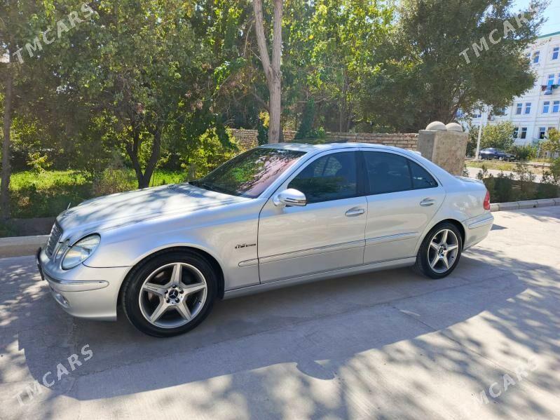 Mercedes-Benz E320 2003 - 150 000 TMT - Дашогуз - img 3