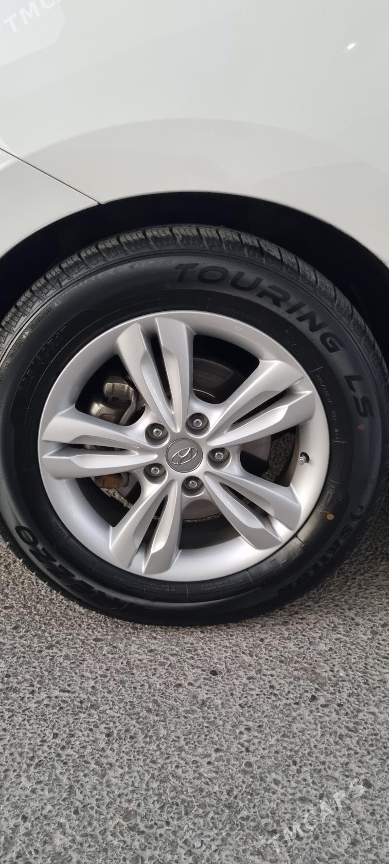 Hyundai Tucson 2012 - 200 000 TMT - Ашхабад - img 6