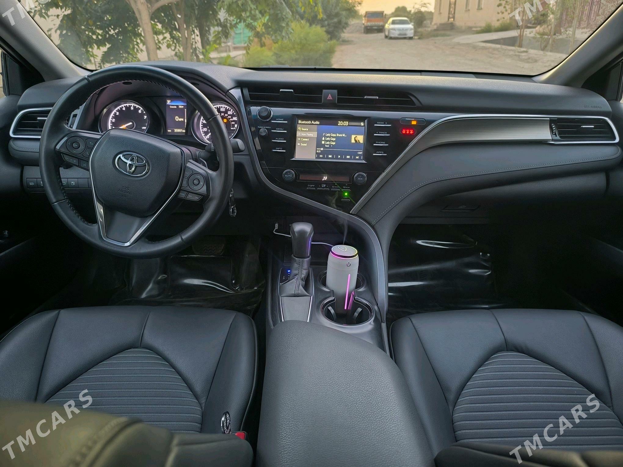 Toyota Camry 2018 - 400 000 TMT - Köneürgenç - img 3