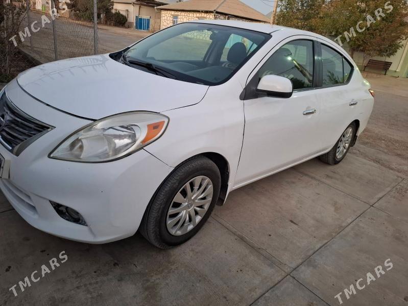 Toyota Corolla Verso 2012 - 100 000 TMT - Magtymguly - img 2