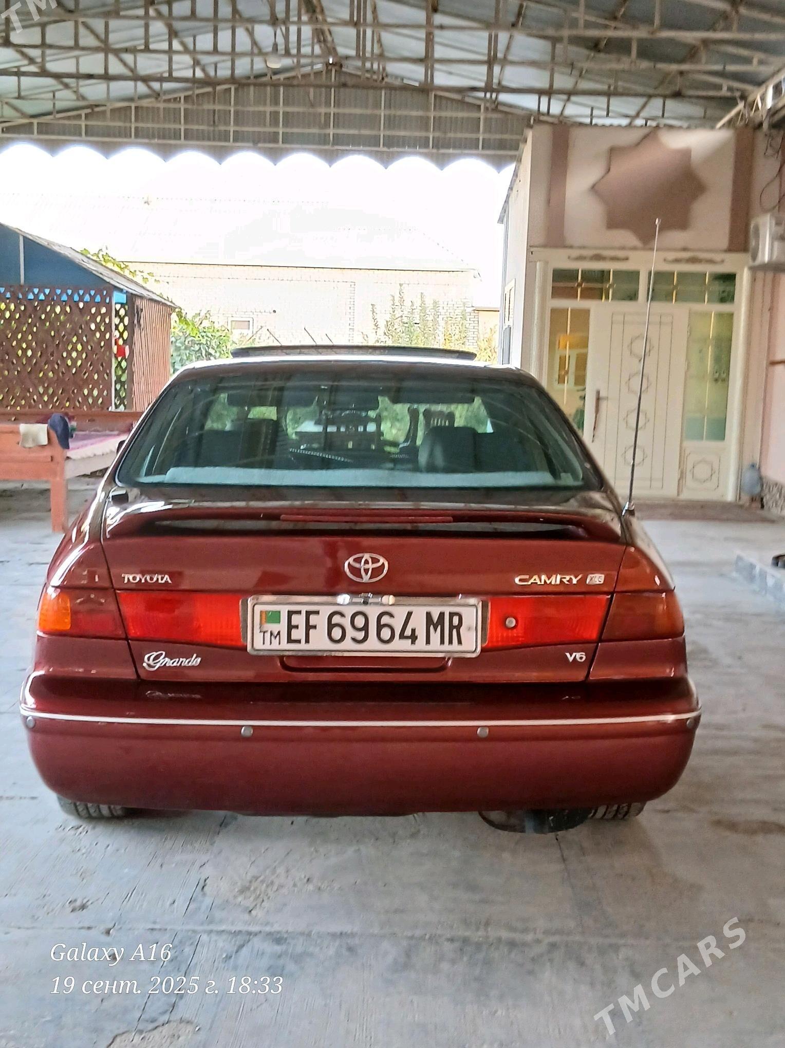 Toyota Camry 2000 - 175 000 TMT - Векильбазар - img 3