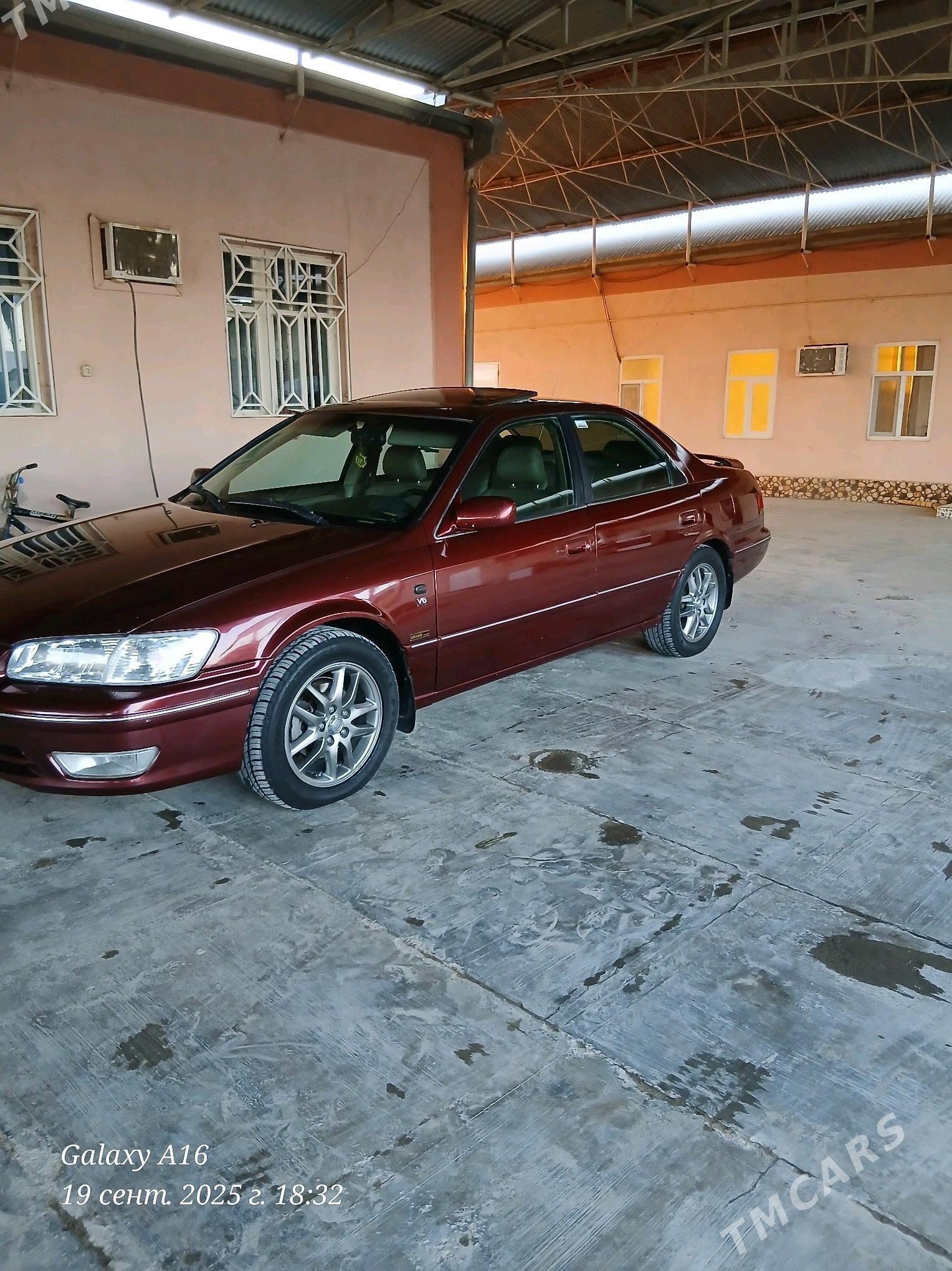 Toyota Camry 2000 - 175 000 TMT - Векильбазар - img 2