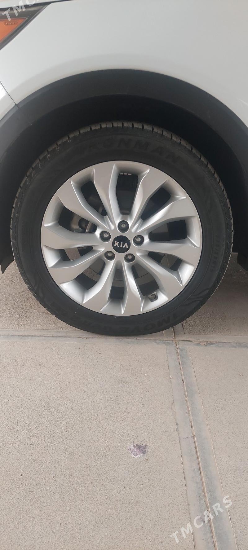 Kia Sorento 2020 - 300 000 TMT - Baýramaly - img 10