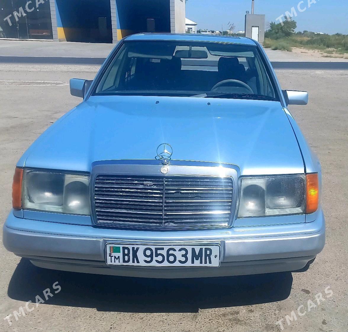 Mercedes-Benz 230E 1989 - 42 000 TMT - Мары - img 8