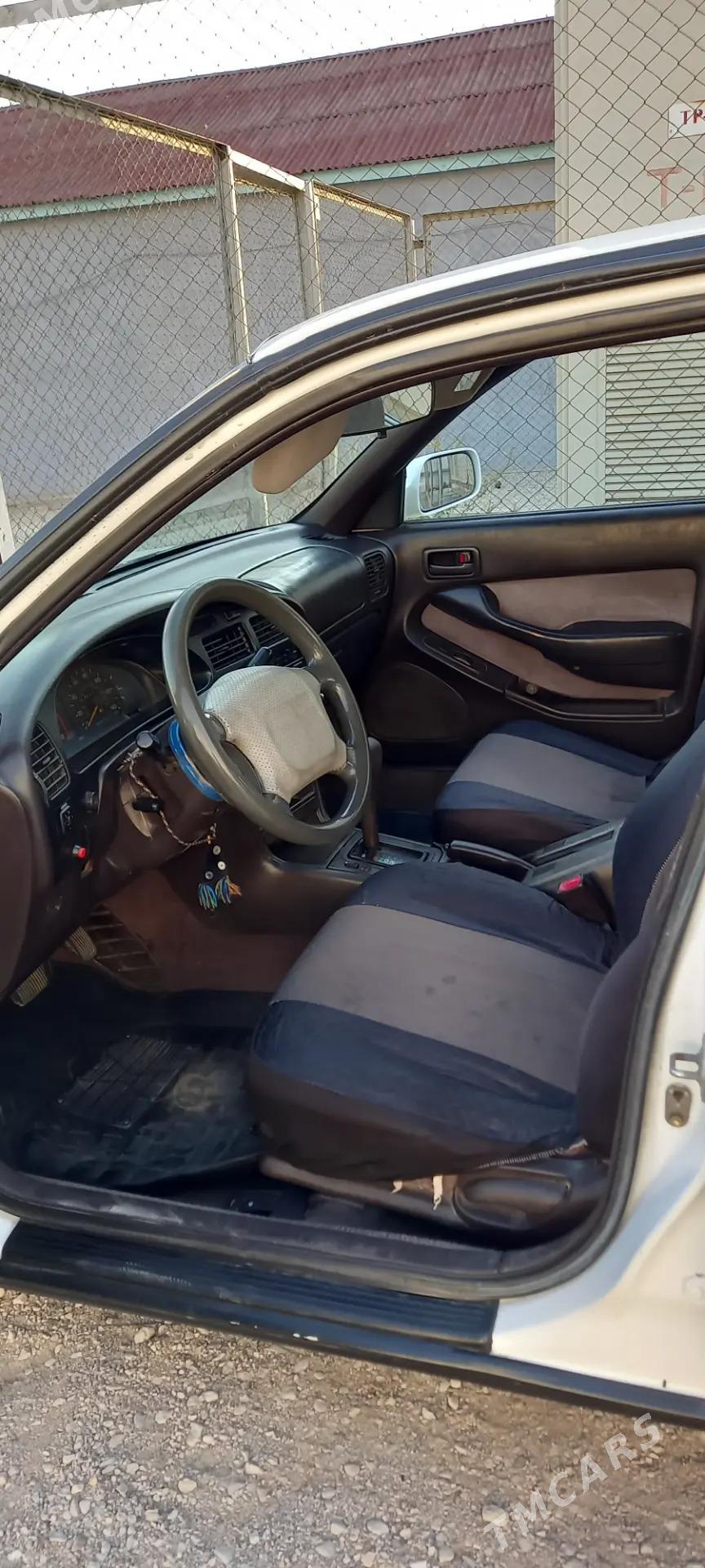 Toyota Camry 1996 - 83 000 TMT - Туркменбаши - img 4