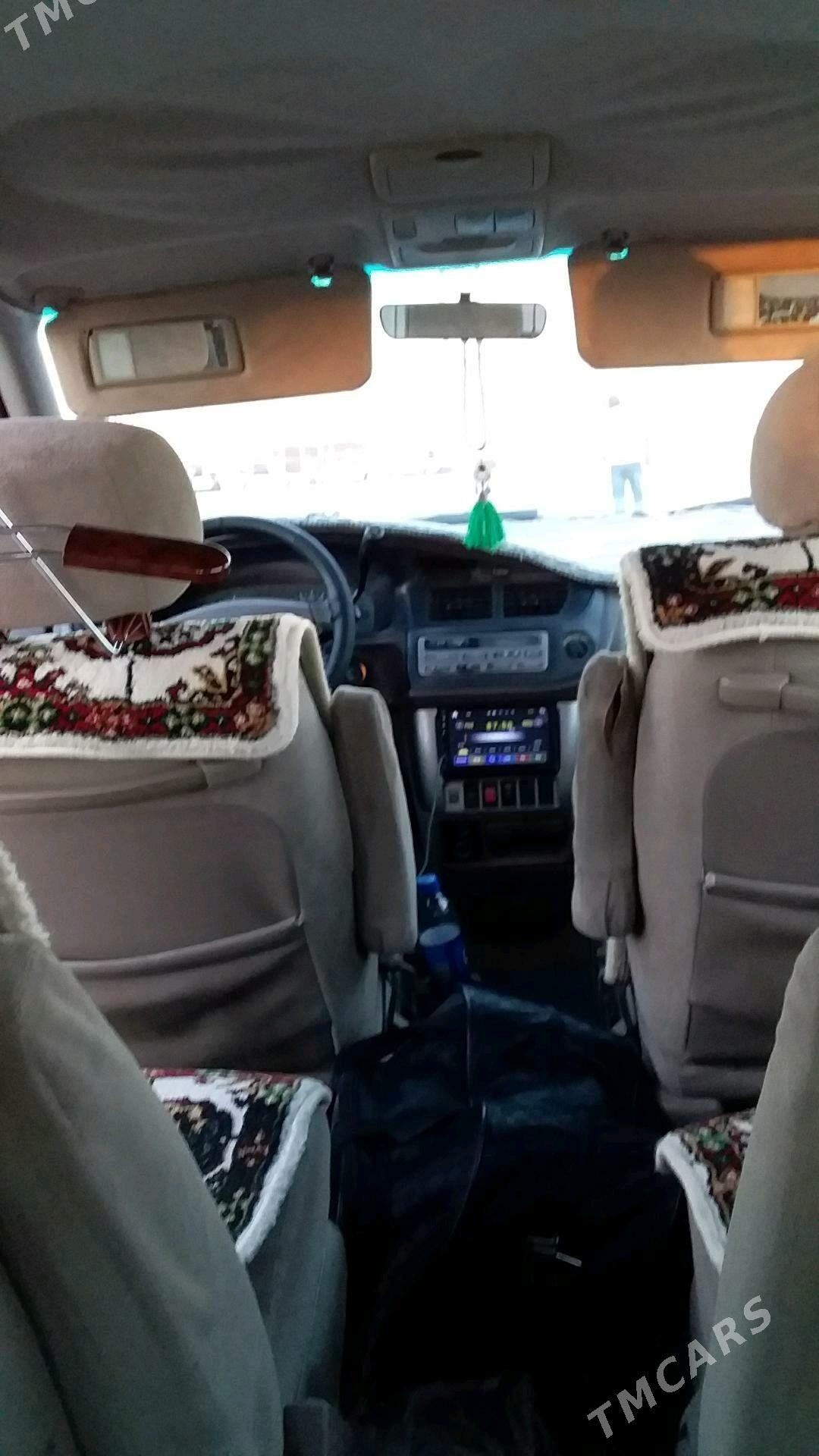 Toyota Sienna 2001 - 130 000 TMT - Сейди - img 2