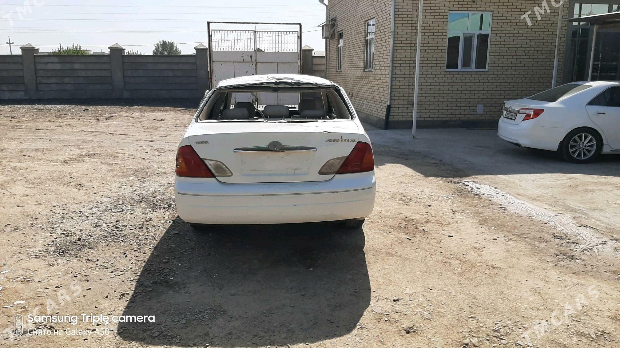 Toyota Avalon 2001 - 113 000 TMT - Мары - img 8