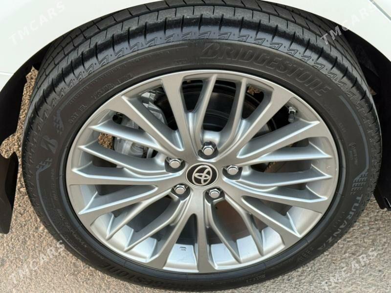 Toyota Camry 2023 - 578 000 TMT - Bedew - img 9