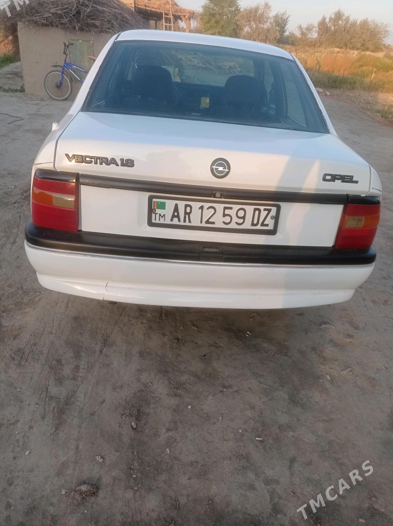 Opel Vectra 1992 - 38 000 TMT - Губадаг - img 5