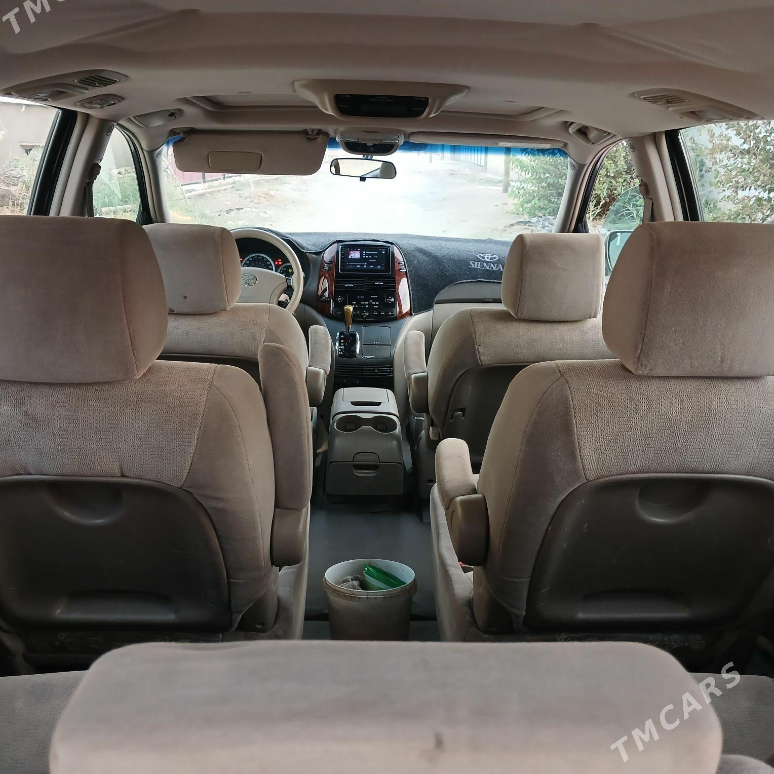 Toyota Sienna 2005 - 250 000 TMT - Мургап - img 2