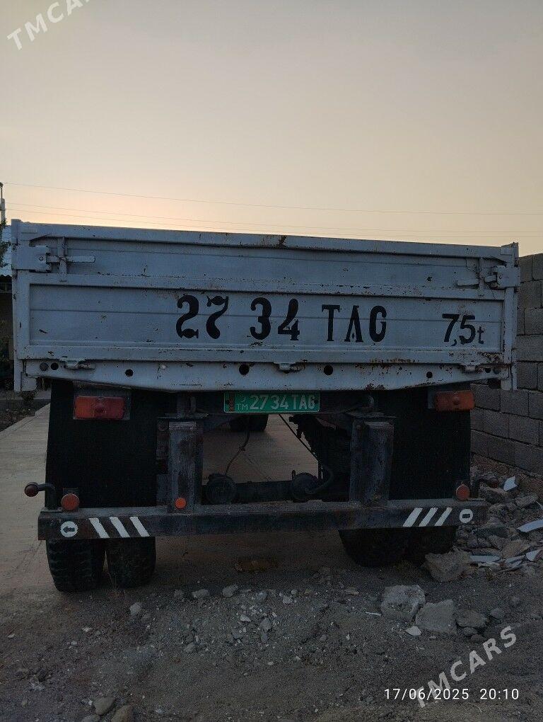 Zil 131 1992 - 100 000 TMT - Бузмеин - img 2