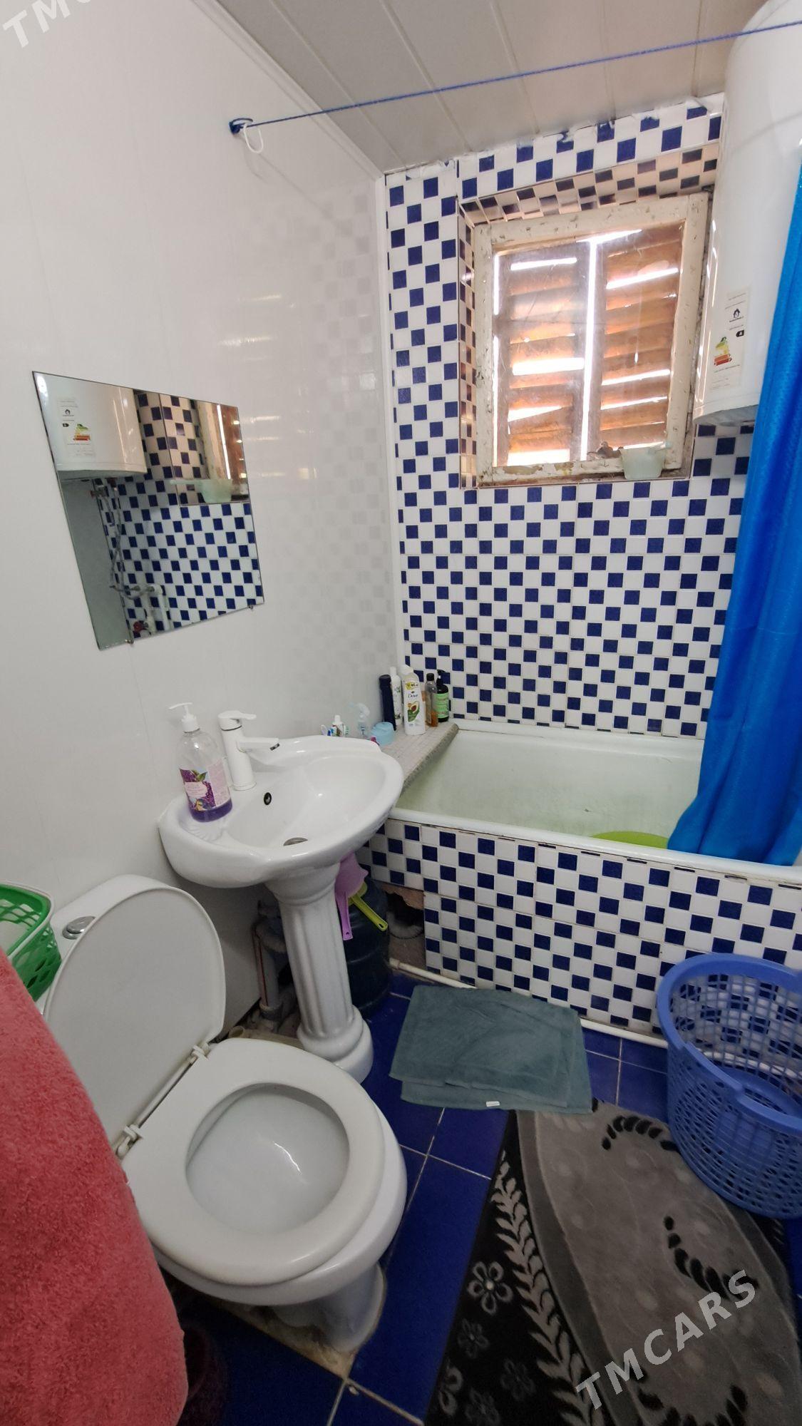 30 мкр 2 комнаты 3 этаж - 30 mkr - img 2