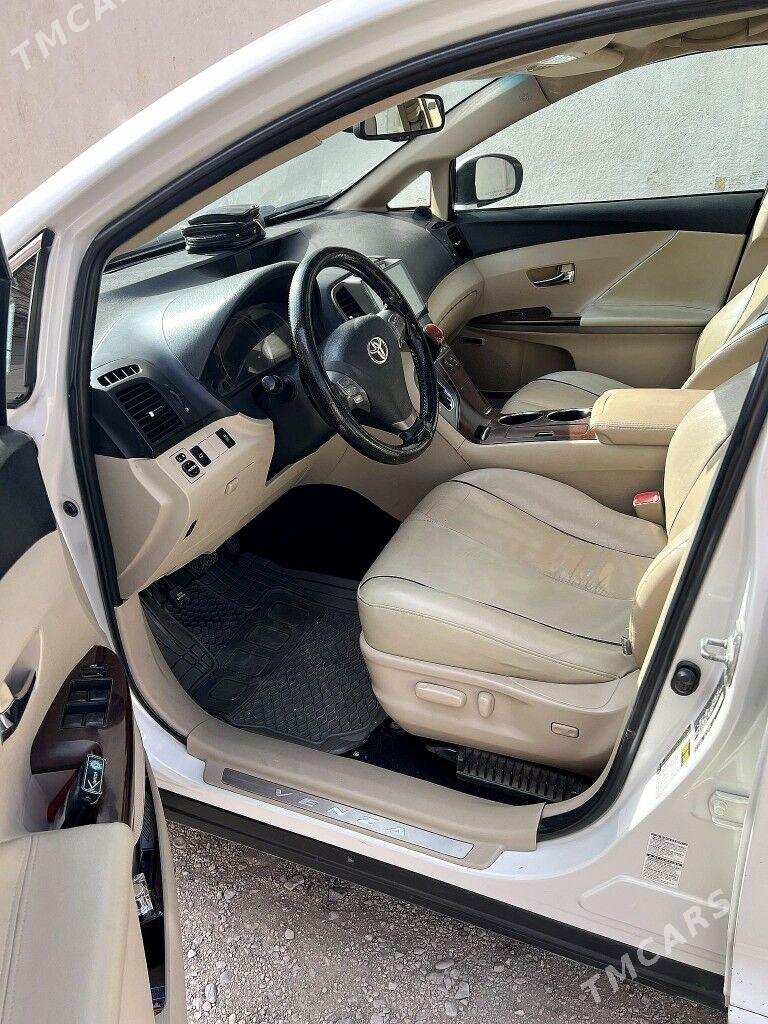 Toyota Venza 2009 - 250 000 TMT - Balkanabat - img 2