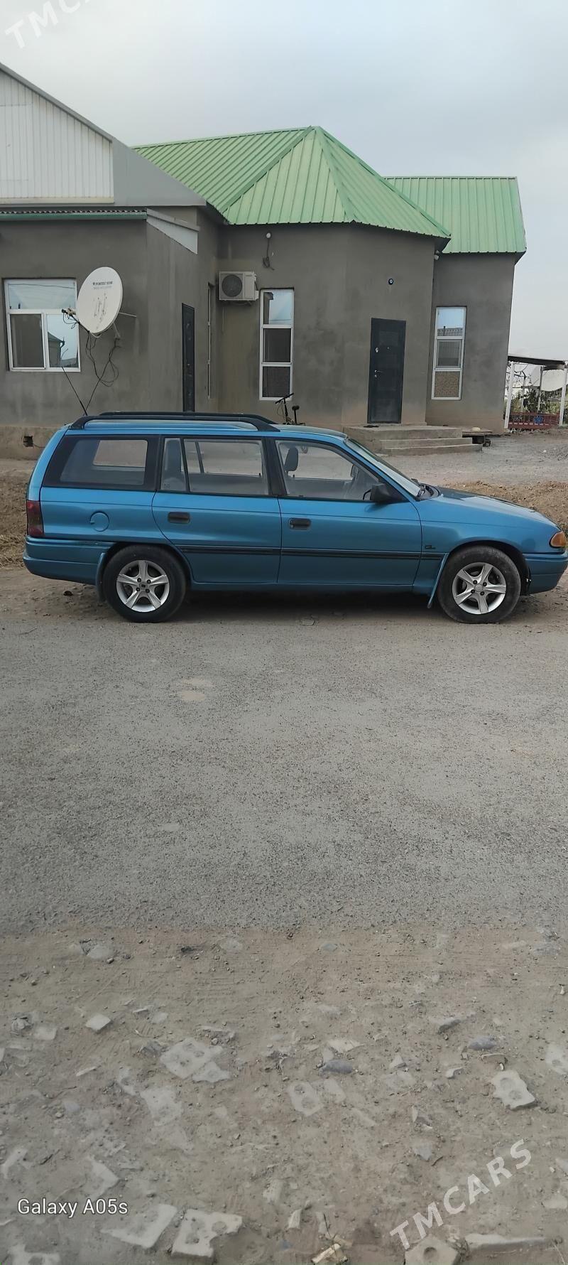 Opel Astra 1993 - 50 000 TMT - Mary - img 3