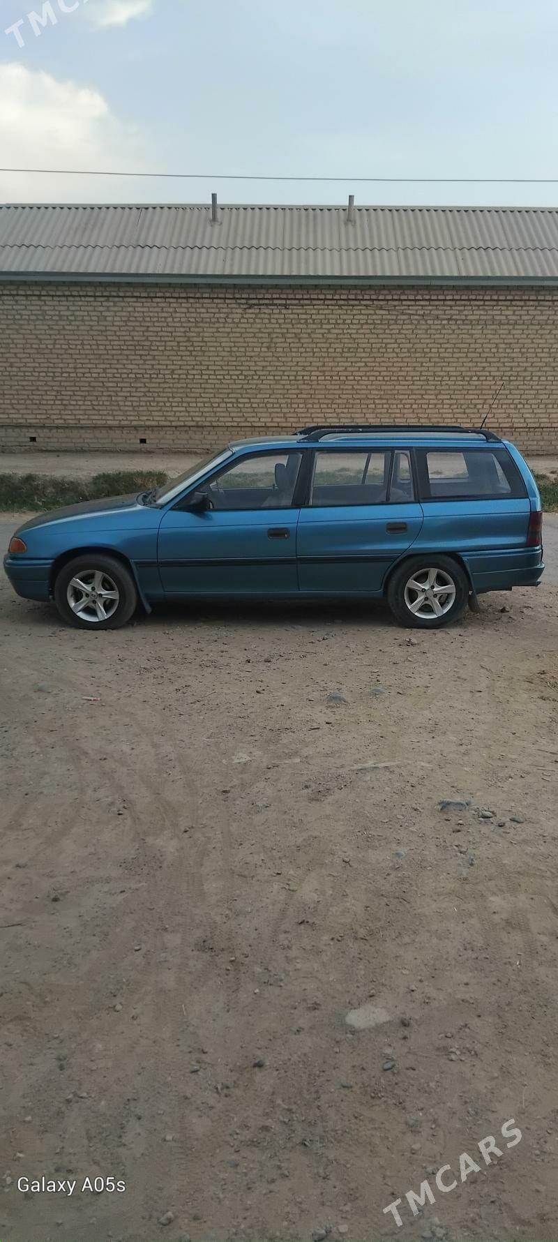 Opel Astra 1993 - 50 000 TMT - Mary - img 2
